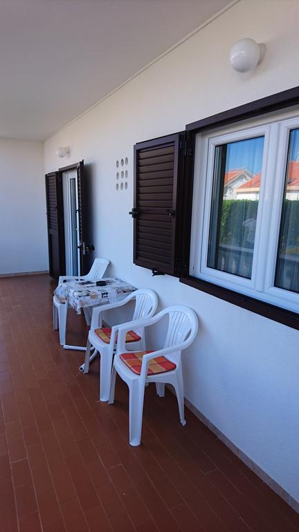 Apartments Anastazija Паг Екстериор снимка