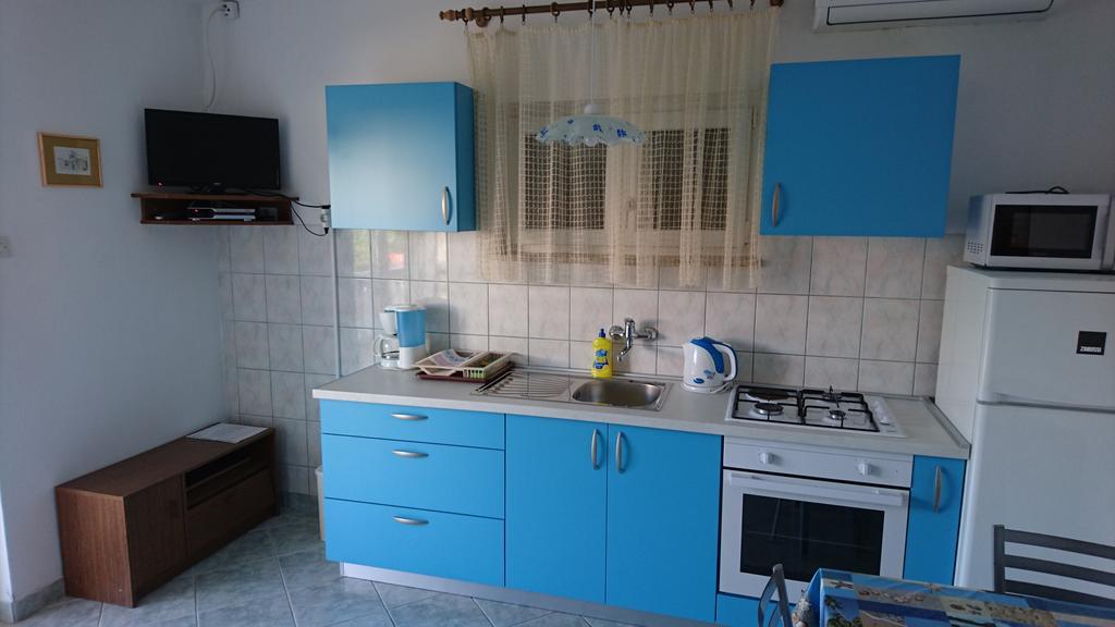 Apartments Anastazija Паг Екстериор снимка