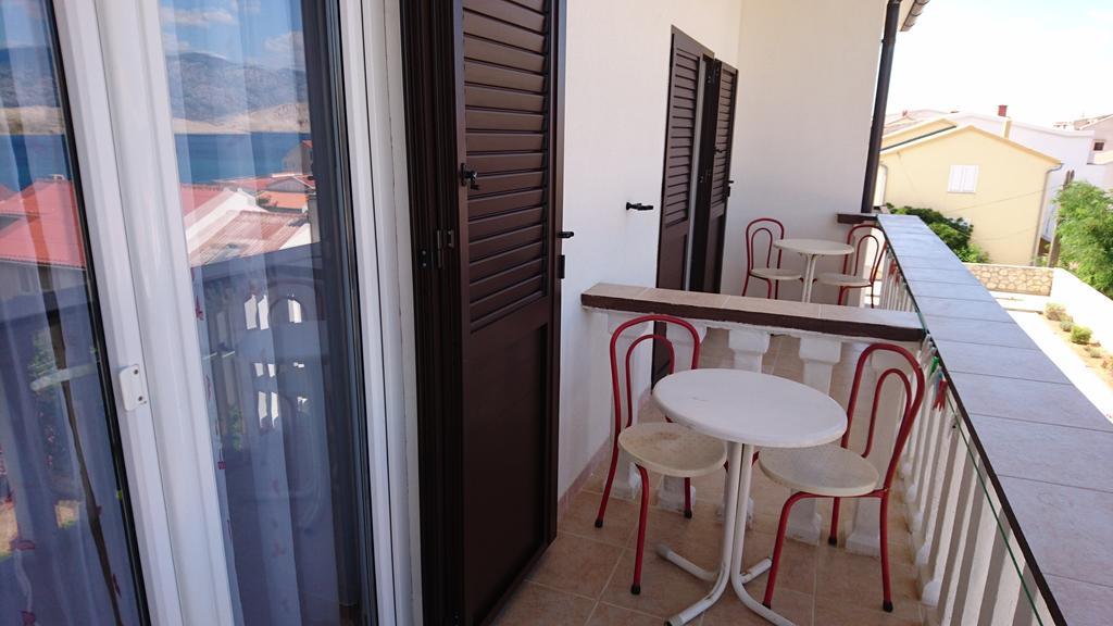 Apartments Anastazija Паг Екстериор снимка