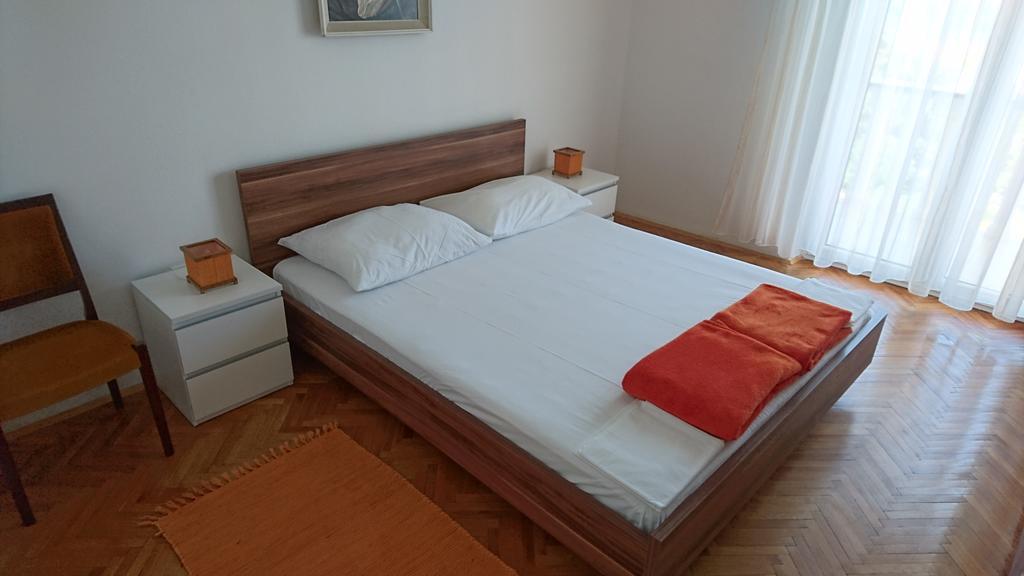 Apartments Anastazija Паг Екстериор снимка