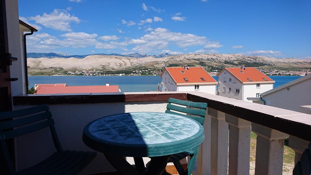 Apartments Anastazija Паг Екстериор снимка