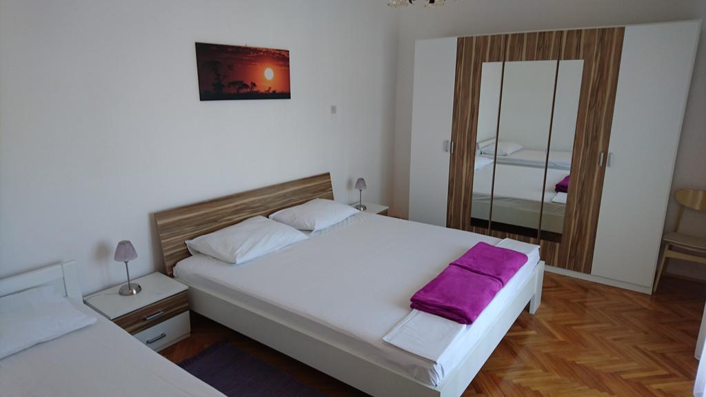 Apartments Anastazija Паг Екстериор снимка