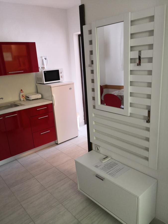 Apartments Anastazija Паг Екстериор снимка
