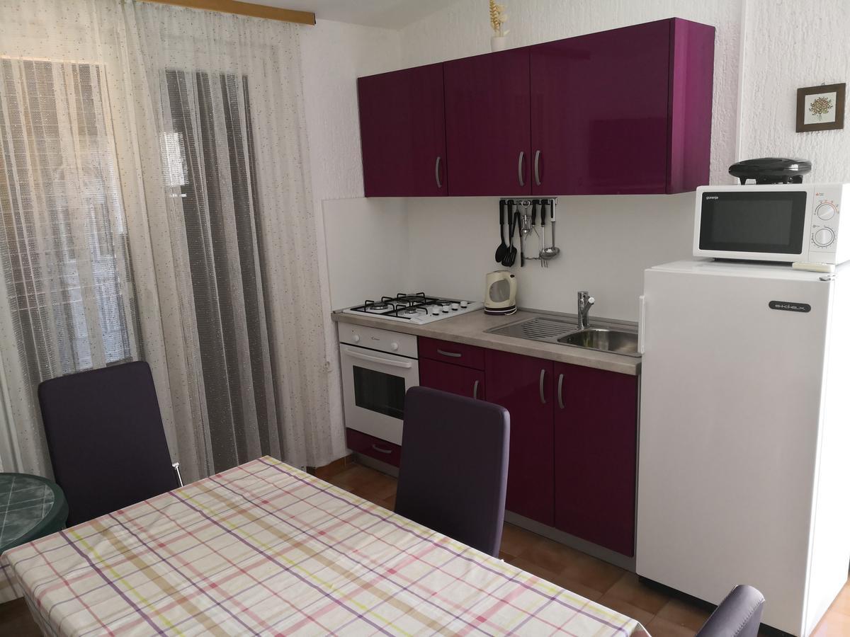 Apartments Anastazija Паг Екстериор снимка
