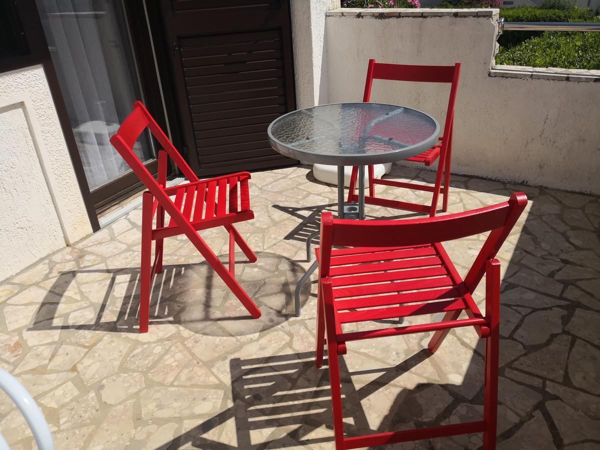 Apartments Anastazija Паг Екстериор снимка