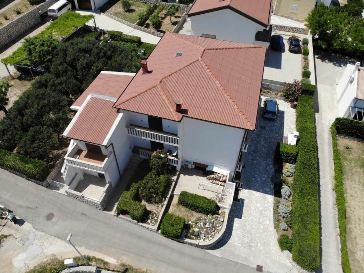 Apartments Anastazija Паг Екстериор снимка